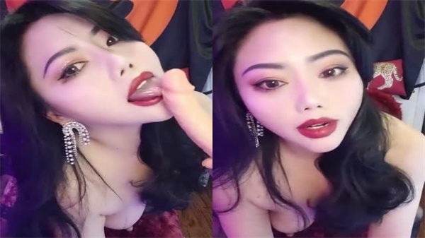 夜夫人风骚熟女自慰狂插 抽搐潮吹喷水湿透床单