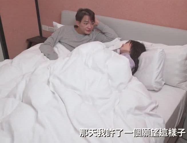 新年淫妻大解放 老公巨根狂干骚穴爆操庆过年